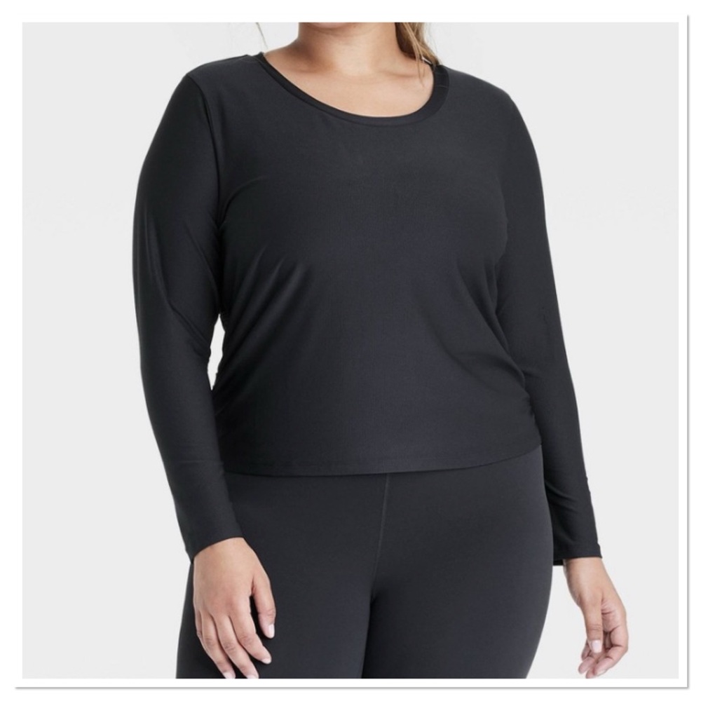 Women's Ribbed Side Cinch Black Long Sleeve Top